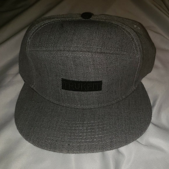 TrukFit mens 100% Authentic Adjustable Strapback Gray‎ logo camper hat - Picture 1 of 4